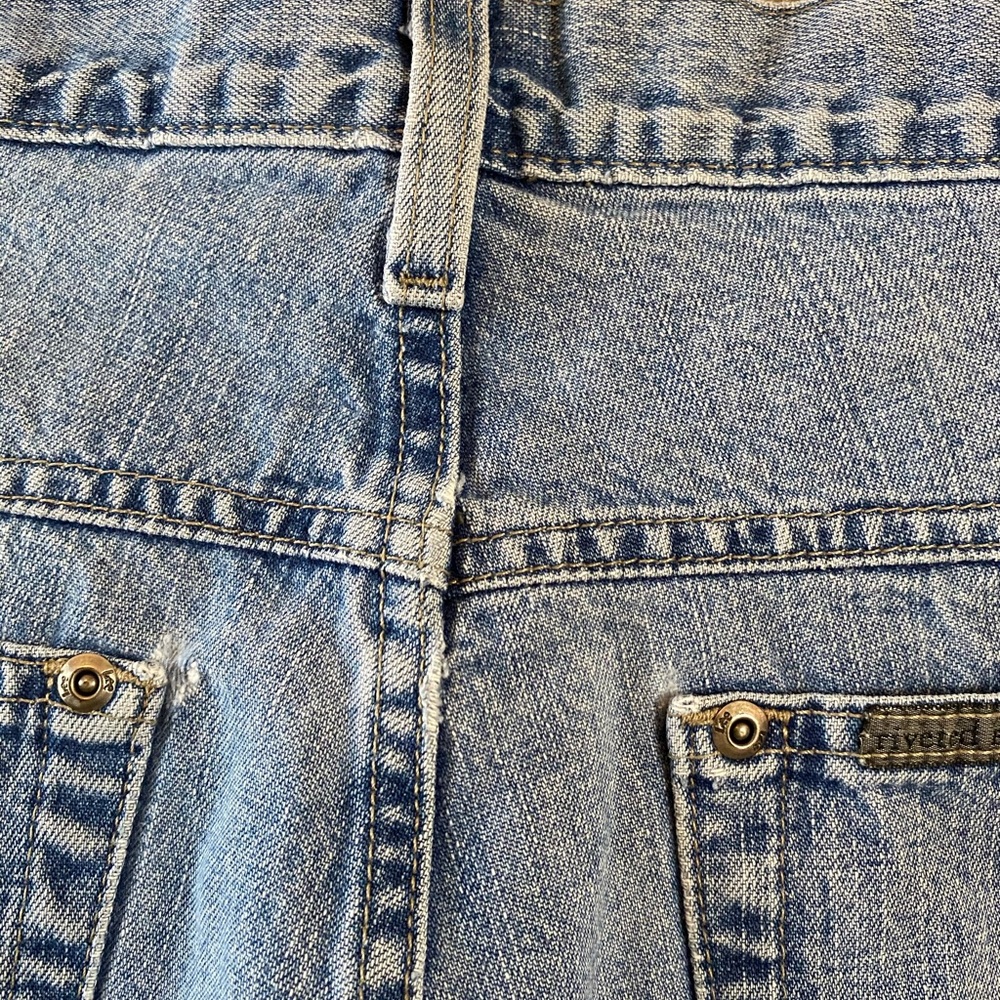 Lee Riveted Four Button Closure High Rise Cut Off Distressed Cotton Shorts 28” - Picture 10 of 14
